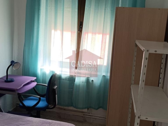 ALQUILER DE PISO PARA ESTUDIANTES EN PLAZA DEL OESTE.REF:10466