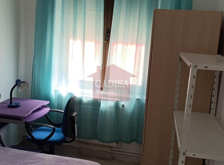 ALQUILER DE PISO PARA ESTUDIANTES EN PLAZA DEL OESTE.REF:10466