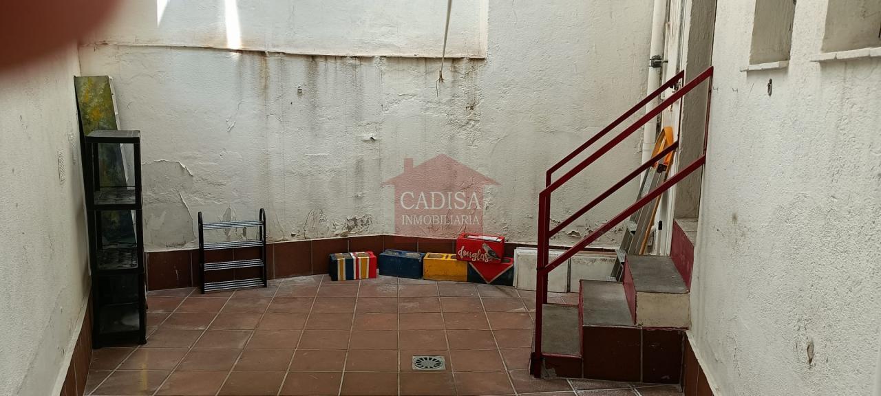 178462482587000165600_175689196990 ALQUILER DE PISO PARA ESTUDIANTES EN PLAZA DEL OESTE.REF:10466