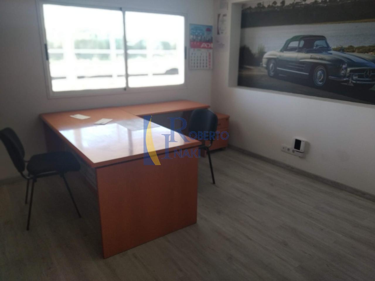 AMPLIA NAVE ACONDICIONADA COMO TALLER, NO DEJE PASAR ESTA OPORTUNIDAD PARA INSTALAR SU NEGOCIO