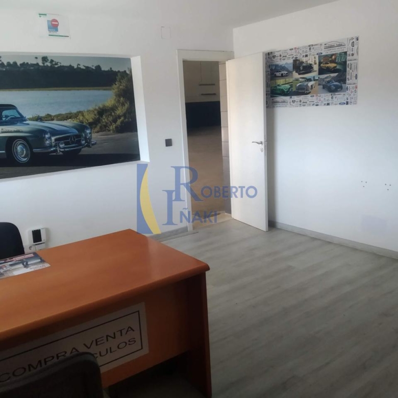 AMPLIA NAVE ACONDICIONADA COMO TALLER, NO DEJE PASAR ESTA OPORTUNIDAD PARA INSTALAR SU NEGOCIO