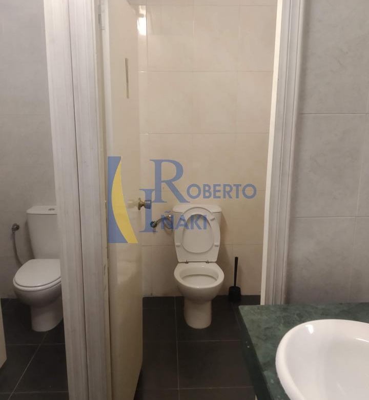 AMPLIA NAVE ACONDICIONADA COMO TALLER, NO DEJE PASAR ESTA OPORTUNIDAD PARA INSTALAR SU NEGOCIO