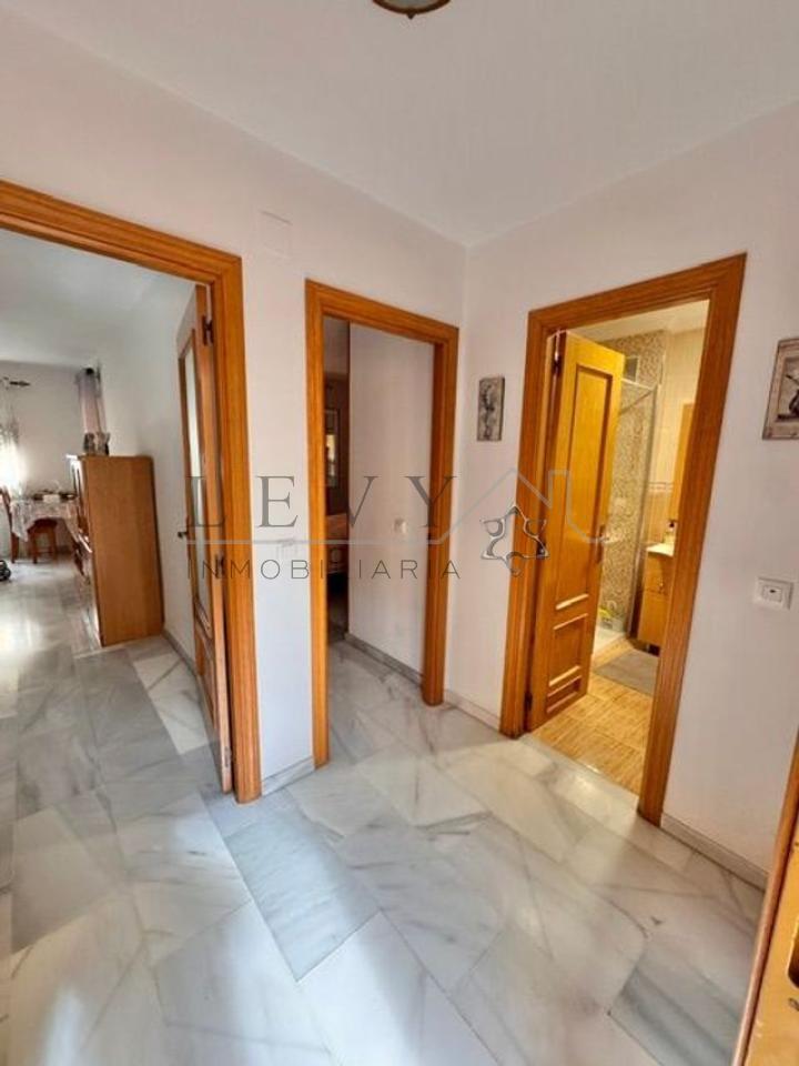 178483051669600172473_178483026597 Piso en venta en Huelin con garaje y terraza