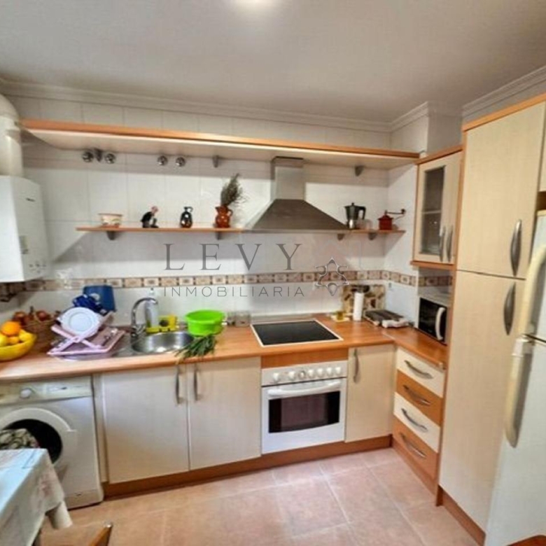 Piso en venta en Huelin con garaje y terraza