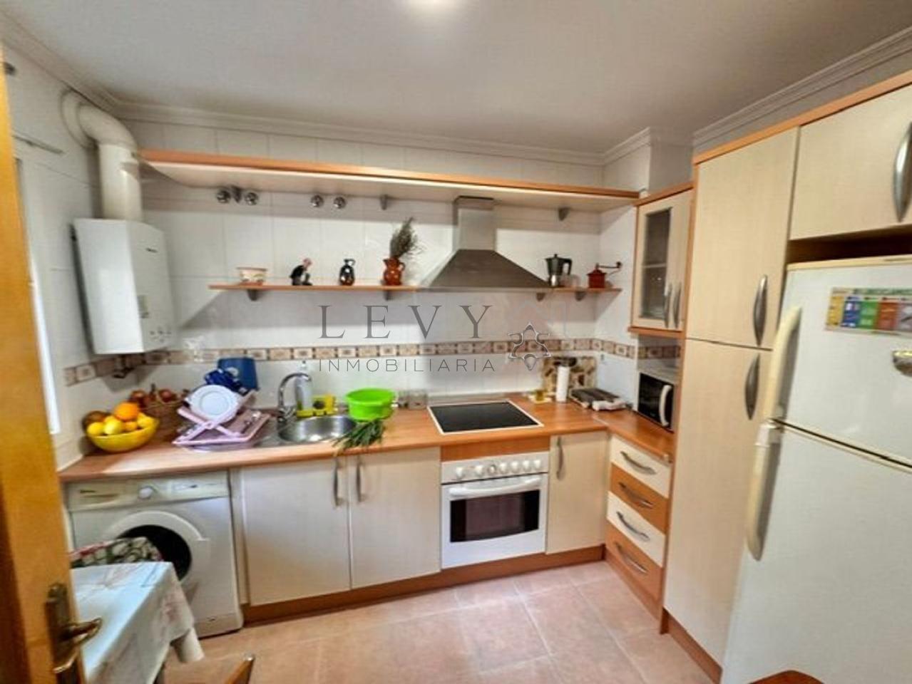178483051784800172473_178483026655 Piso en venta en Huelin con garaje y terraza