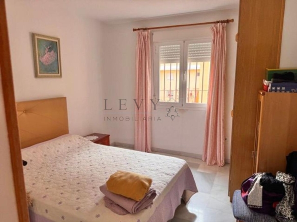 Piso en venta en Huelin con garaje y terraza