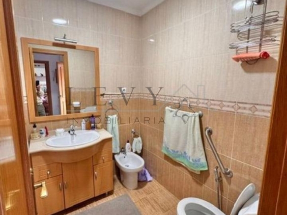 Piso en venta en Huelin con garaje y terraza