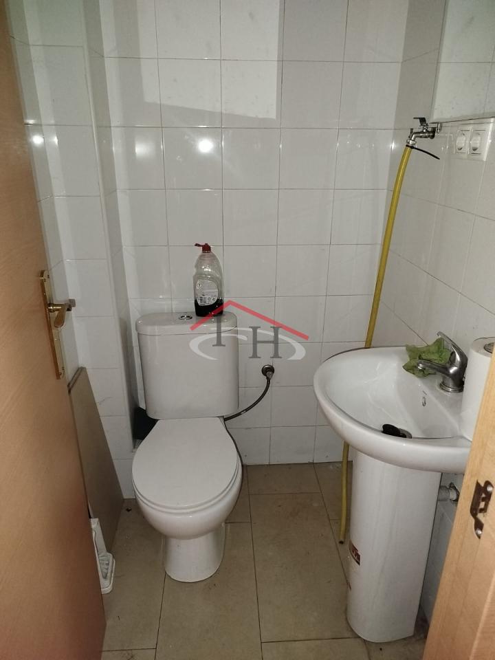 178488227295300029554_178471870935 LOCAL EN AVENIDA MARIANO ANDRÉS