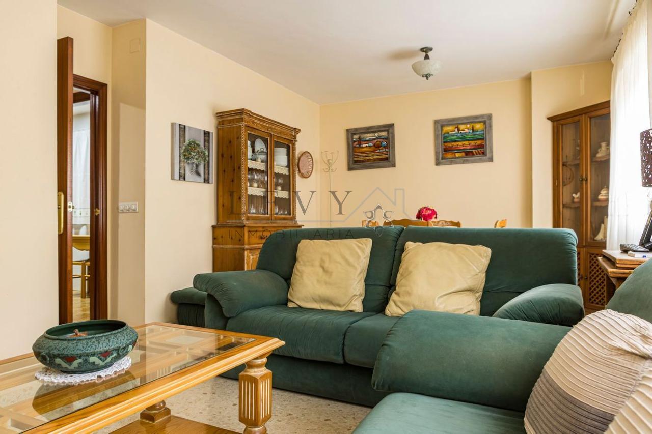 178489418236000172483_178489380610 Duplex en huelin