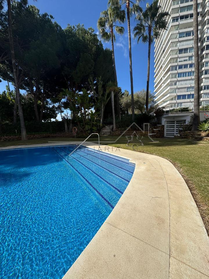 178513882136500168677_176942893151 Fantastico apartamneto en Marbella cerca del Mar
