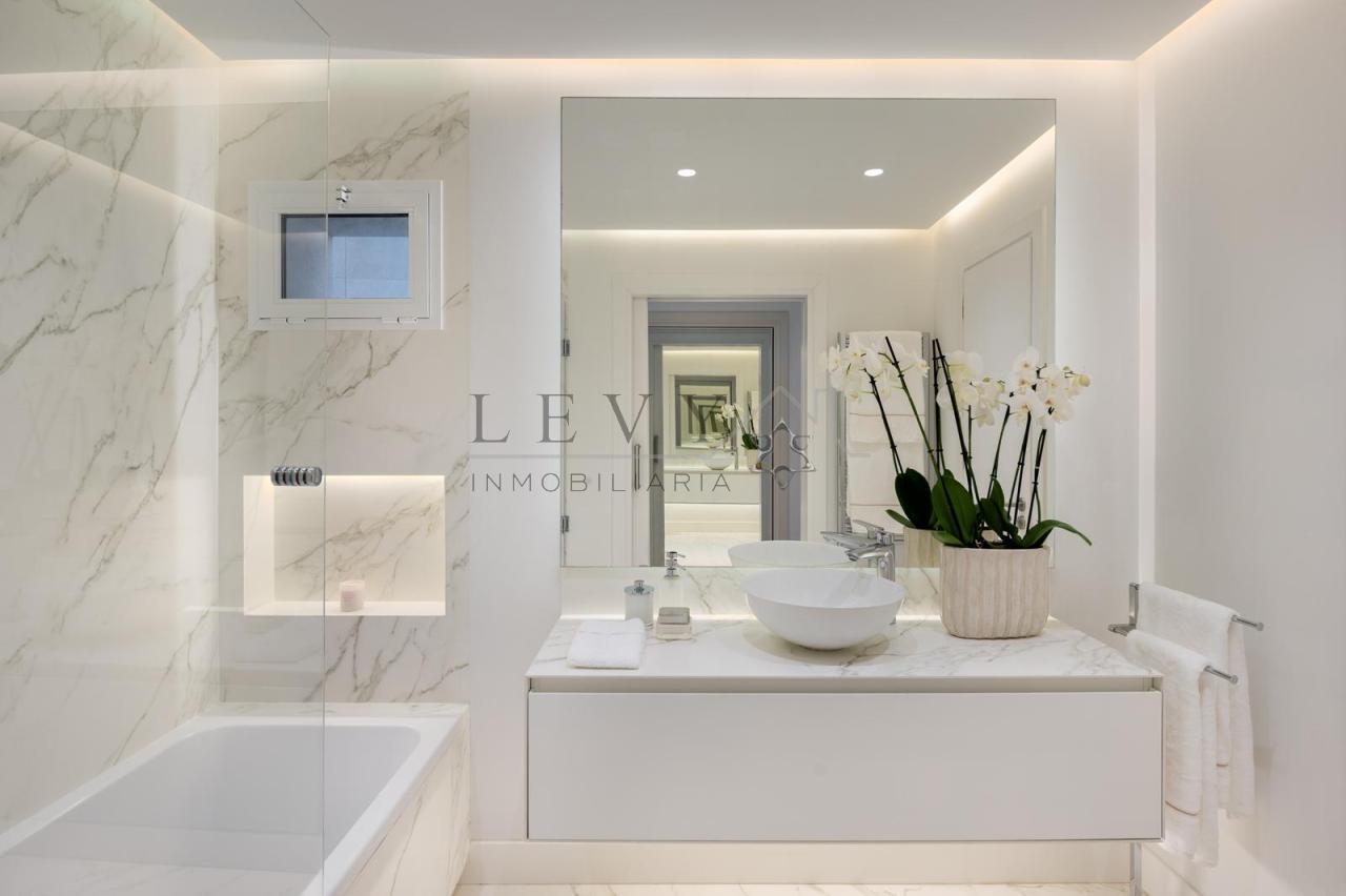 Piso en venta en Puerto Banús