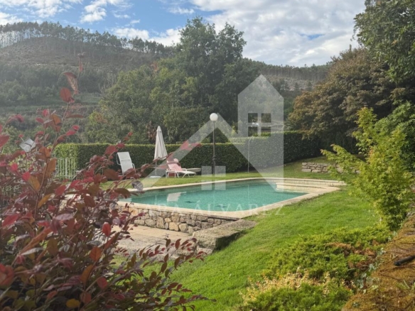 SE VENDE ESPECTACULAR CASA  DE PIEDRA RESTAURADA PRÓXIMA A LA CIUDAD DE PONTEVEDRA EN VIASCÓN- COTOBADE