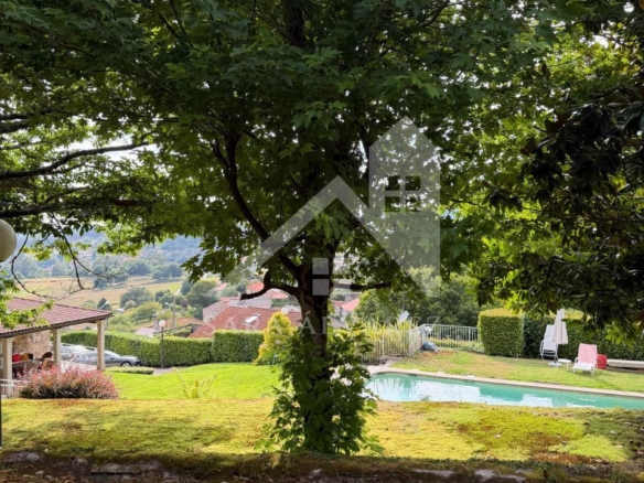 SE VENDE ESPECTACULAR CASA  DE PIEDRA RESTAURADA PRÓXIMA A LA CIUDAD DE PONTEVEDRA EN VIASCÓN- COTOBADE