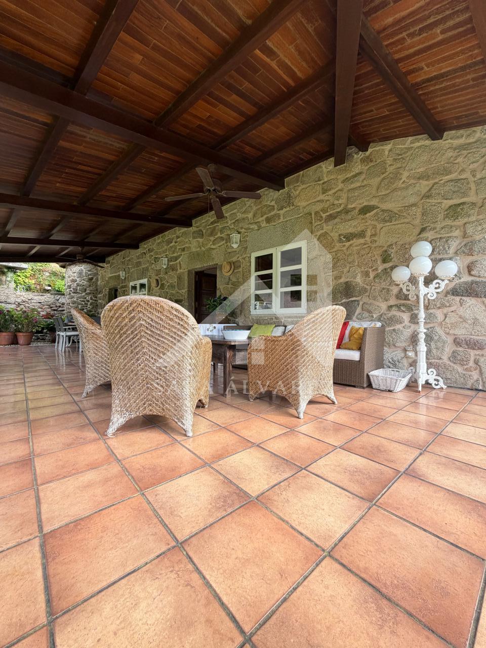 178523032593100045497_178508663511 SE VENDE ESPECTACULAR CASA DE PIEDRA RESTAURADA PRÓXIMA A LA CIUDAD DE PONTEVEDRA EN VIASCÓN- COTOBADE