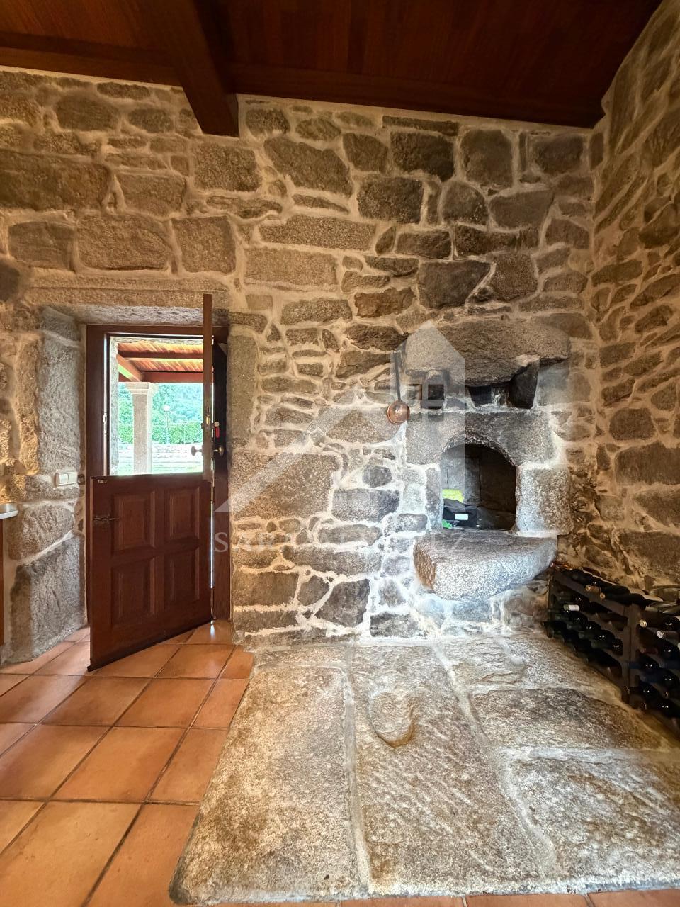 178523034315400045497_178510213136 SE VENDE ESPECTACULAR CASA DE PIEDRA RESTAURADA PRÓXIMA A LA CIUDAD DE PONTEVEDRA EN VIASCÓN- COTOBADE