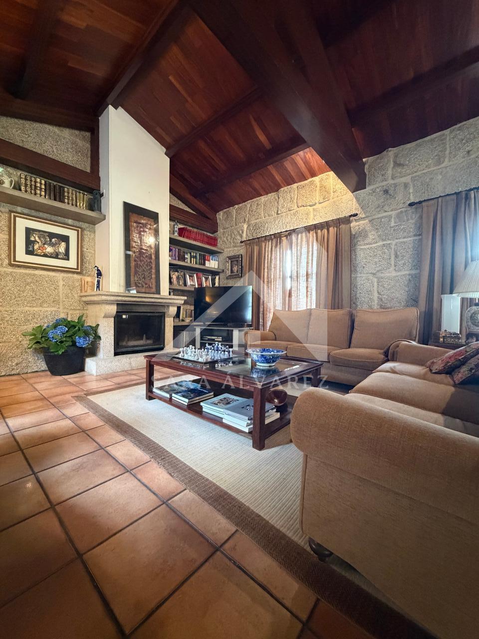 178523035166900045497_178510302639 SE VENDE ESPECTACULAR CASA DE PIEDRA RESTAURADA PRÓXIMA A LA CIUDAD DE PONTEVEDRA EN VIASCÓN- COTOBADE