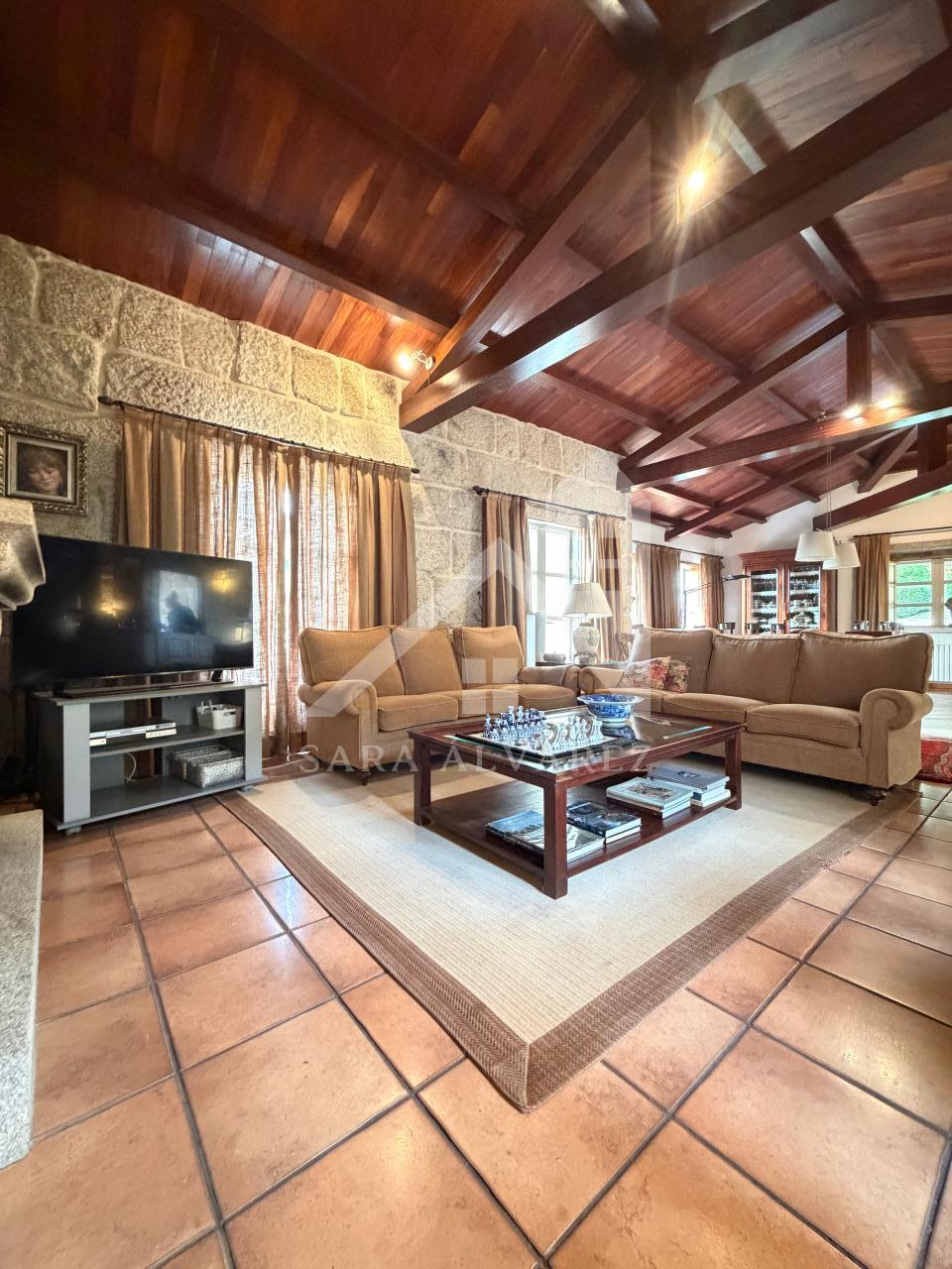 178523035172400045497_178510301269 SE VENDE ESPECTACULAR CASA DE PIEDRA RESTAURADA PRÓXIMA A LA CIUDAD DE PONTEVEDRA EN VIASCÓN- COTOBADE
