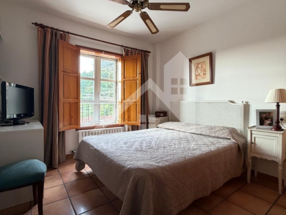 SE VENDE ESPECTACULAR CASA  DE PIEDRA RESTAURADA PRÓXIMA A LA CIUDAD DE PONTEVEDRA EN VIASCÓN- COTOBADE