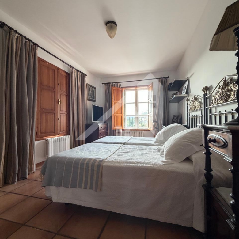 SE VENDE ESPECTACULAR CASA  DE PIEDRA RESTAURADA PRÓXIMA A LA CIUDAD DE PONTEVEDRA EN VIASCÓN- COTOBADE