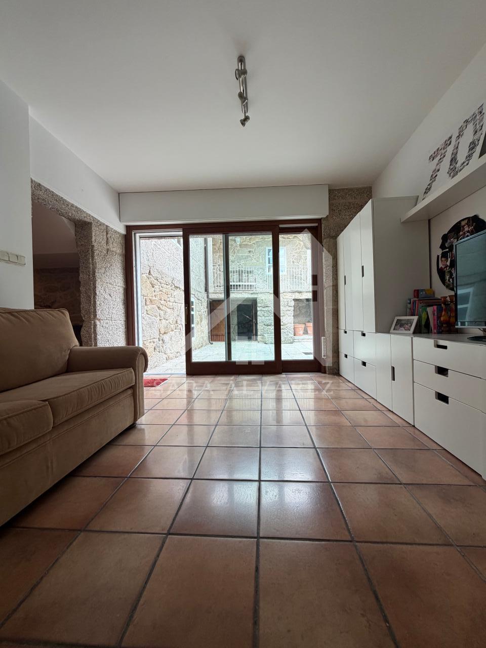 178523036622400045497_178511913719 SE VENDE ESPECTACULAR CASA DE PIEDRA RESTAURADA PRÓXIMA A LA CIUDAD DE PONTEVEDRA EN VIASCÓN- COTOBADE