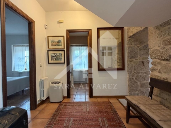 SE VENDE ESPECTACULAR CASA  DE PIEDRA RESTAURADA PRÓXIMA A LA CIUDAD DE PONTEVEDRA EN VIASCÓN- COTOBADE