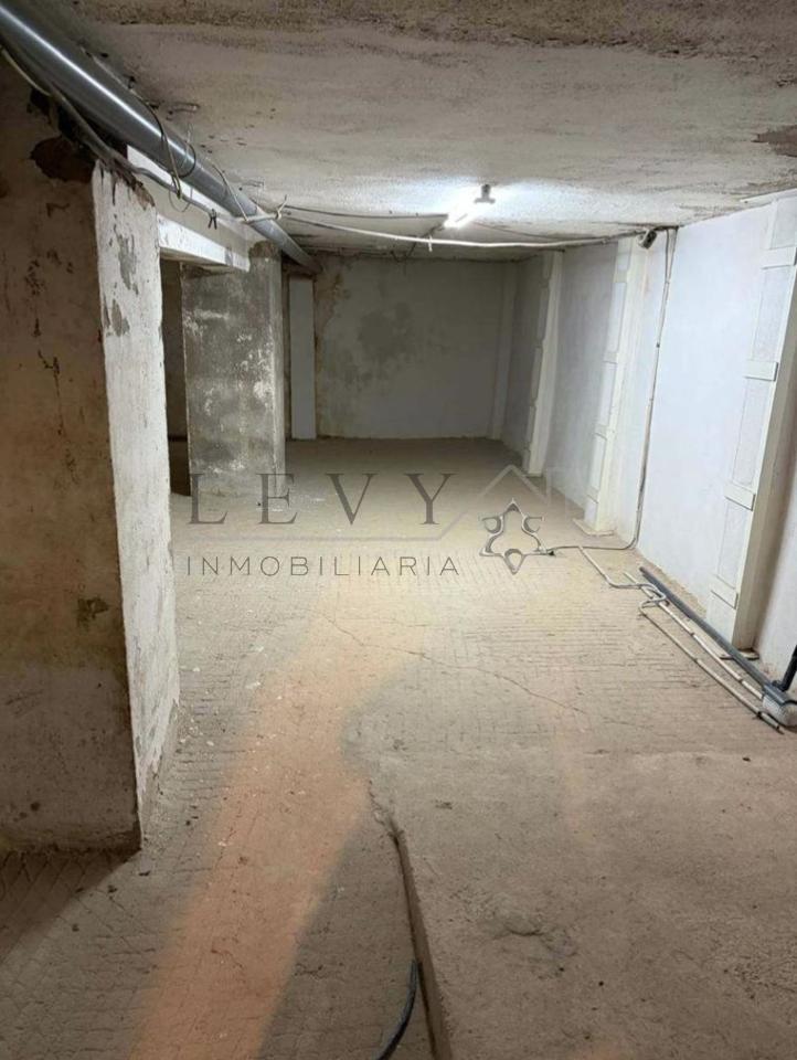 178523186263400029562_178522935802 Oportunidad Única: Amplio Local Comercial de 312 m² en Bruto