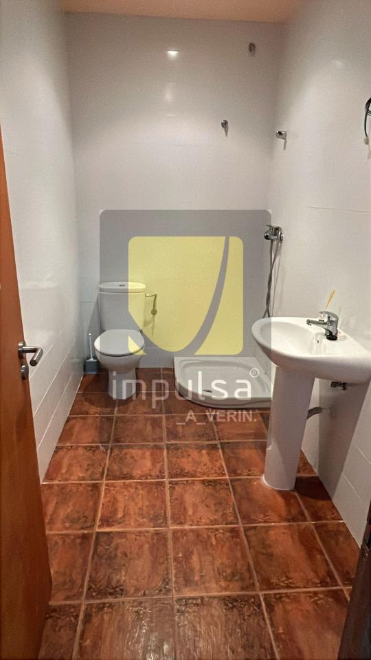 178551809632300029573_178551788868 Local Comercial en Verín