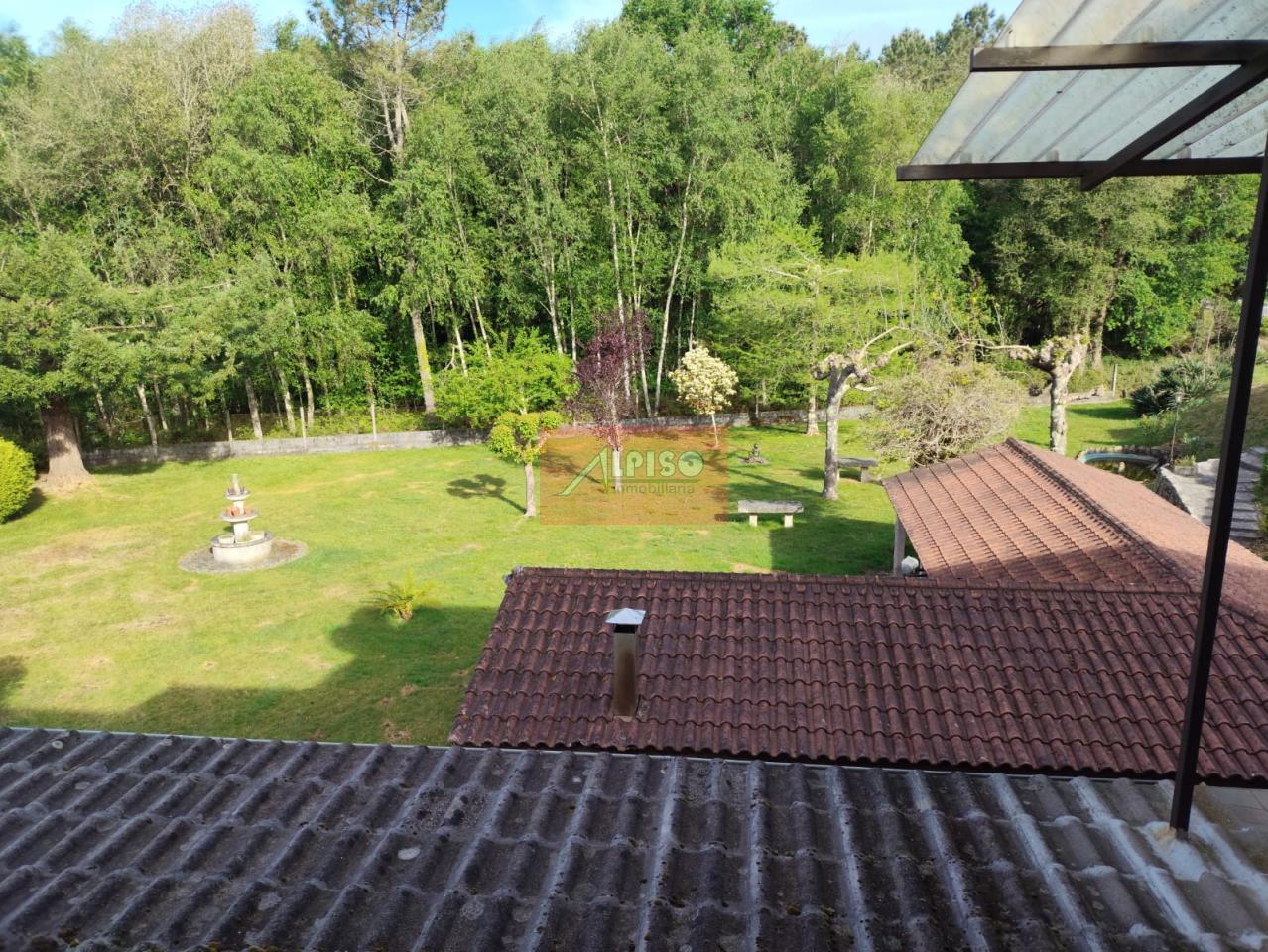 178577024095600045557_177685066244 Chalet en Vilamarín