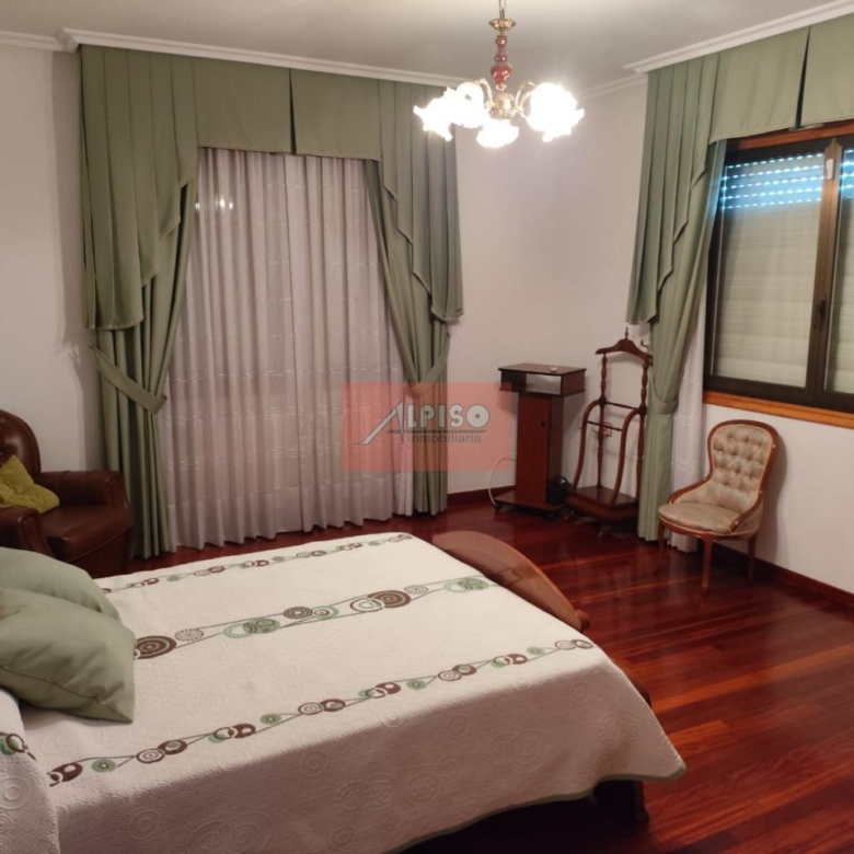 Chalet en Vilamarín