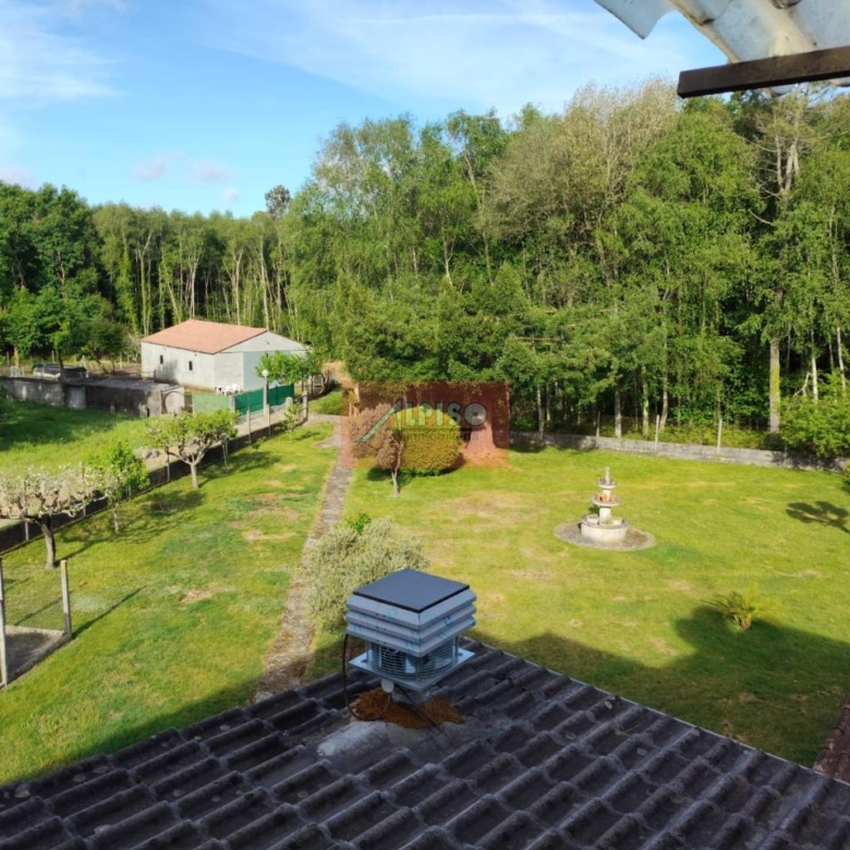 Chalet en Vilamarín