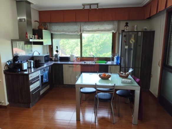 Chalet en Vilamarín