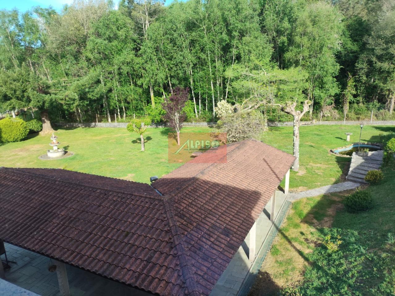 178577025934100045557_177685069283 Chalet en Vilamarín