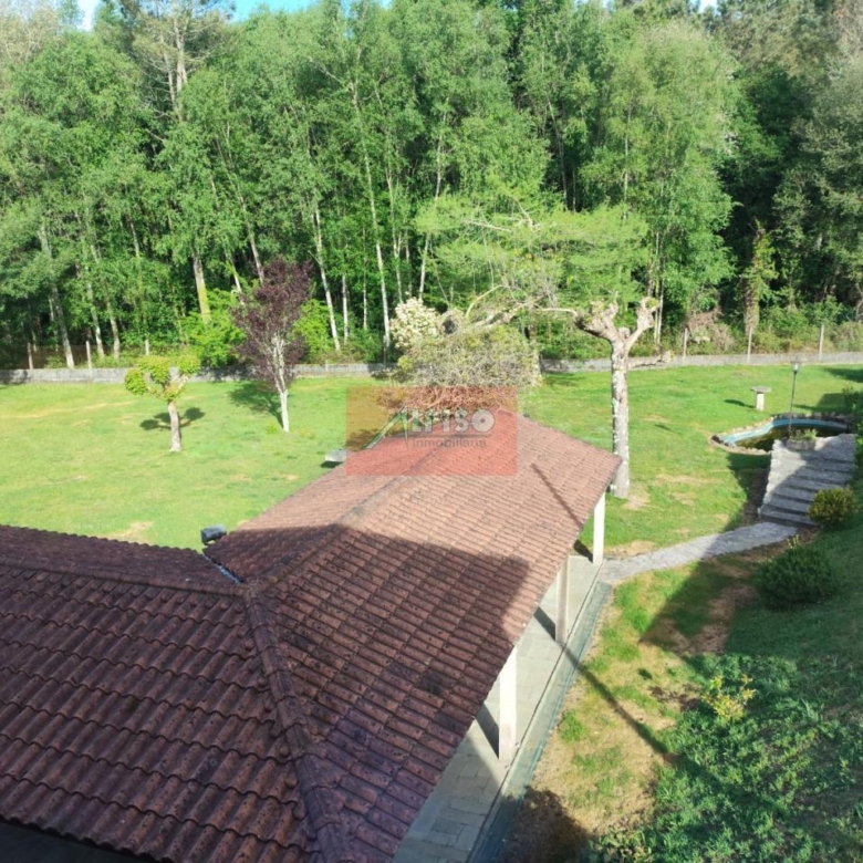 Chalet en Vilamarín