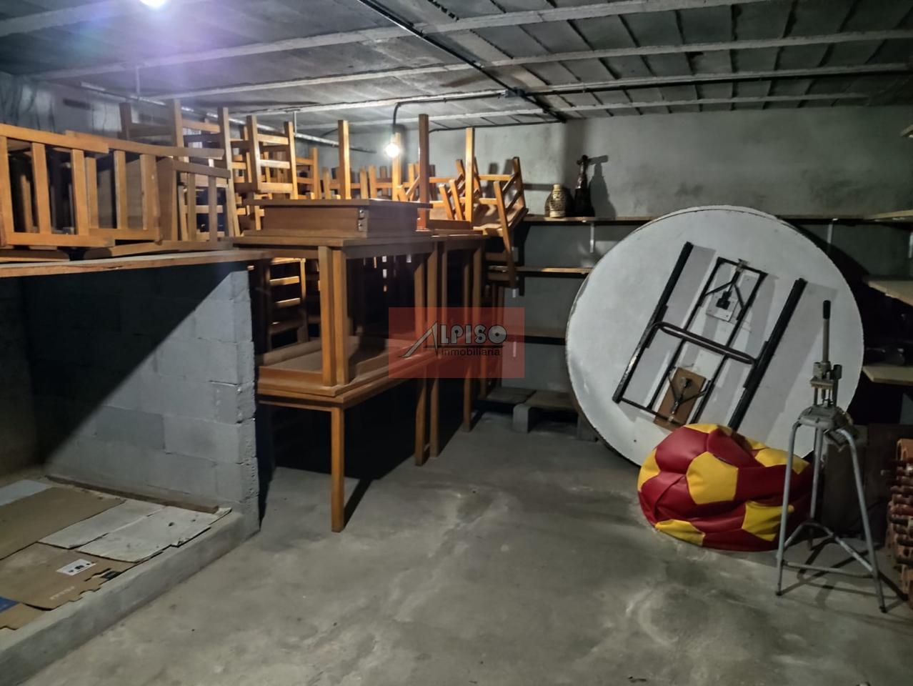 178577026575500045557_177685065852 Chalet en Vilamarín