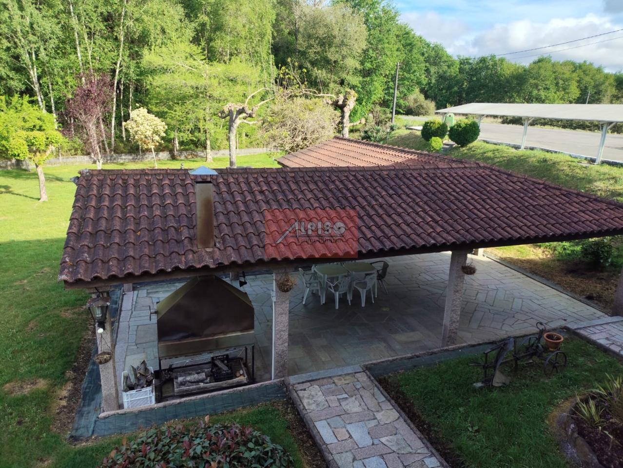 178577026897300045557_177685071105 Chalet en Vilamarín