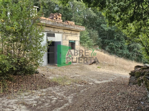 FINCA RUSTICA EN AS CASIÑAS / A PEROXA