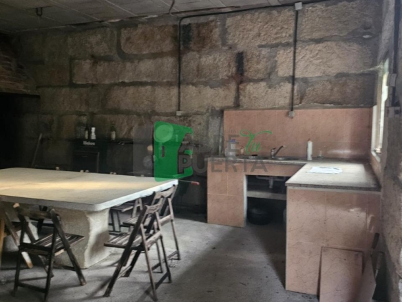 FINCA RUSTICA EN AS CASIÑAS / A PEROXA