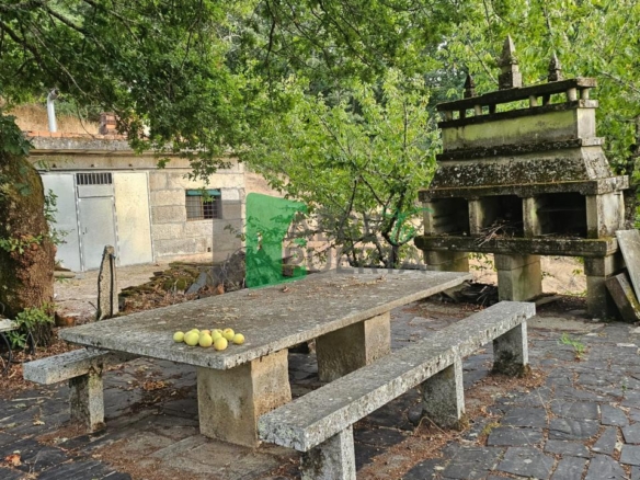 FINCA RUSTICA EN AS CASIÑAS / A PEROXA