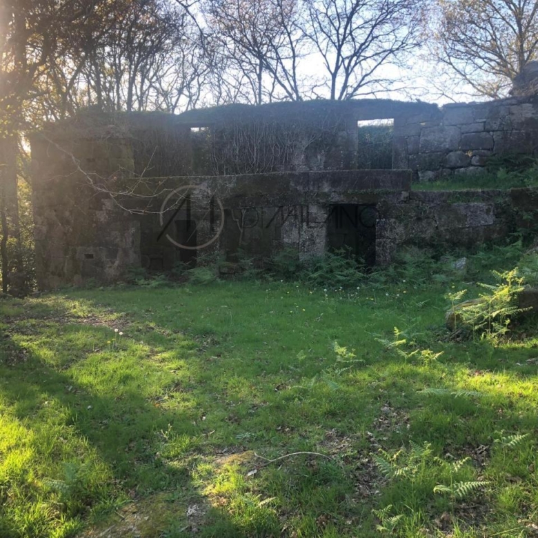 Parcela edificable de 3.200 m² en Gondomar