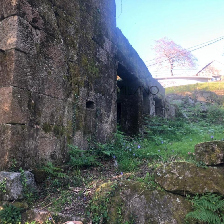 Parcela edificable de 3.200 m² en Gondomar
