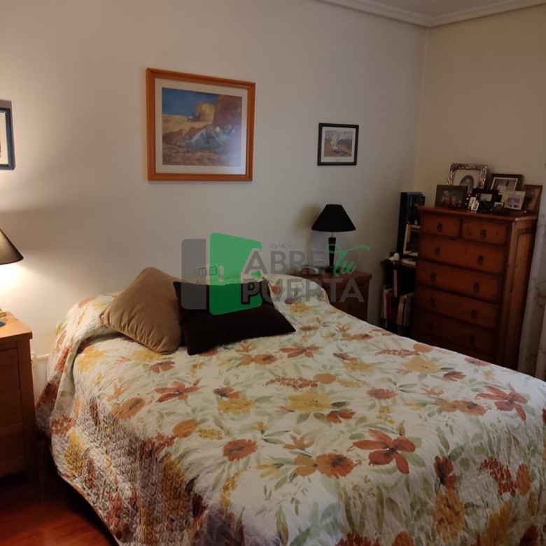 PISO EN VENTA EN EL CENTRO