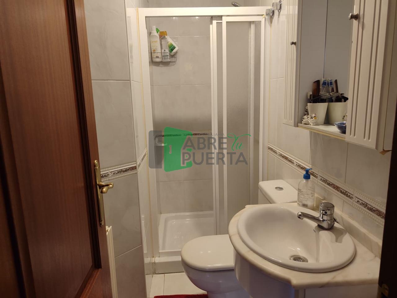 178585761887400172657_178585709574 PISO EN VENTA EN EL CENTRO