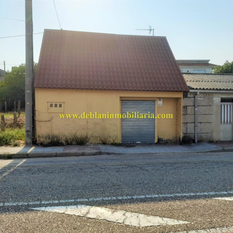 SE ALQUILA LOCAL / NAVE EN O PORRIÑO