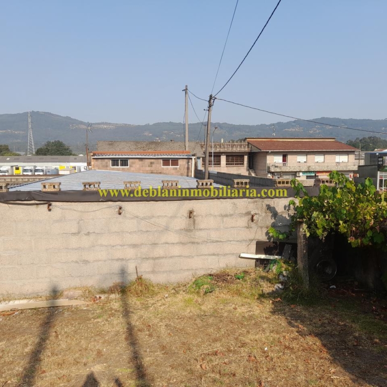 SE ALQUILA LOCAL / NAVE EN O PORRIÑO