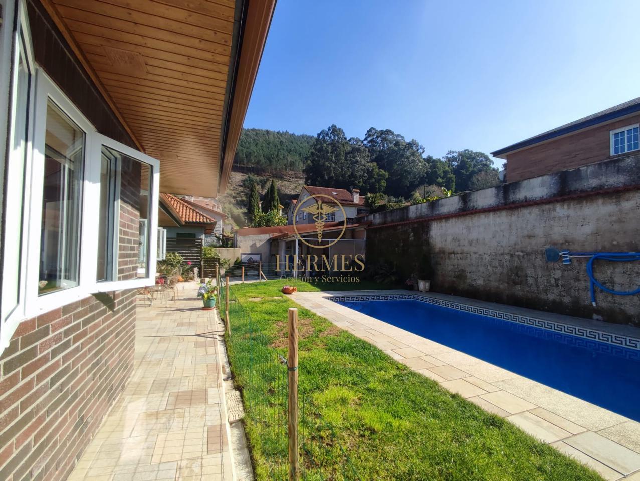 Chalet con piscina, Urbanizacion San Antoniño, Mos!!