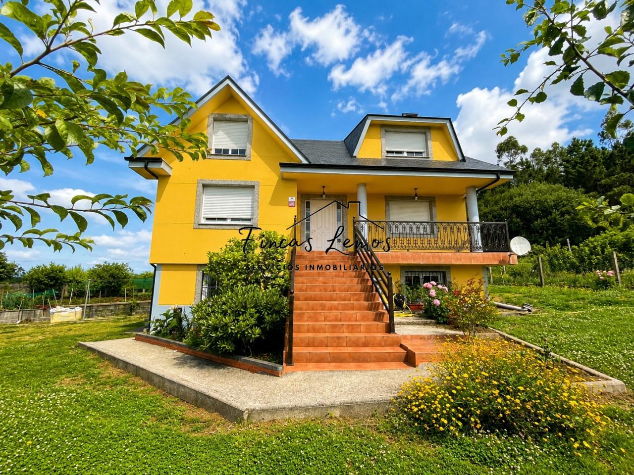 178637947627200034131_178637932407 Casa / Chalet independiente en venta en Zas (A Coruña) – Lista para entrar a vivir, con finca y garaje