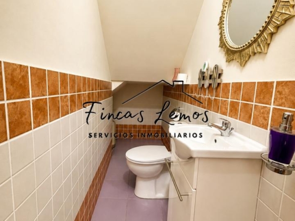 Casa / Chalet independiente en venta en Zas (A Coruña) – Lista para entrar a vivir, con finca y garaje