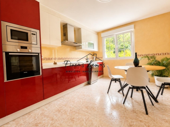Casa / Chalet independiente en venta en Zas (A Coruña) – Lista para entrar a vivir, con finca y garaje