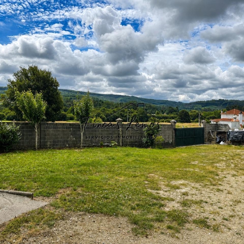Casa / Chalet independiente en venta en Zas (A Coruña) – Lista para entrar a vivir, con finca y garaje