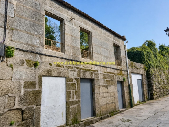 CASA DE PIEDRA A REHABILITAR, A 5 MINUTOS ANDANDO DEL CENTRO